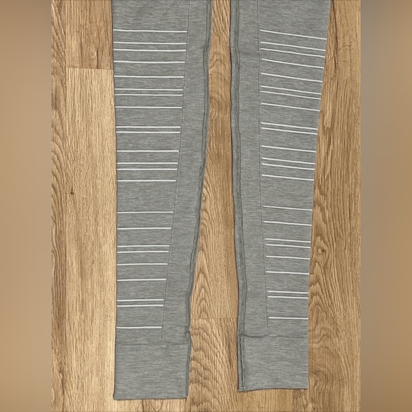 Blanqi Maternity Legging Compression Size L‎ Hipster Cuffed Dove Gray NEW - Picture 4 of 14